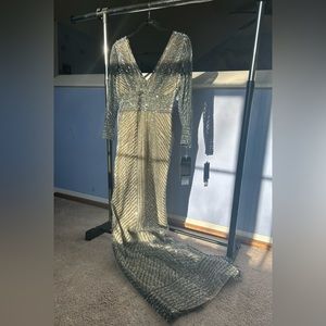 NWT Basix Black Label Long Sleeve Deep V Full Sequin Prom Gown